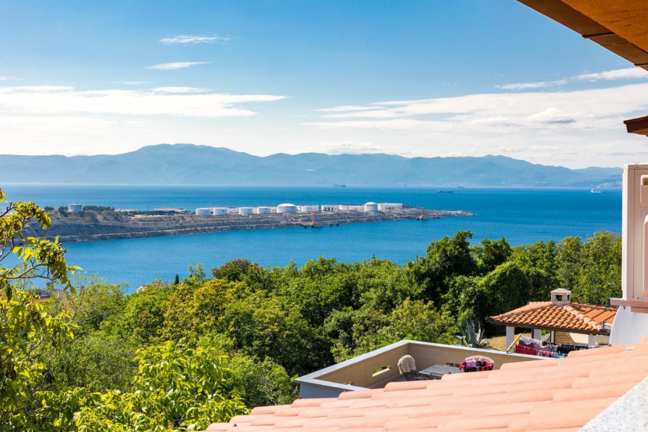 Apartmani Beba Омишаль Экстерьер фото